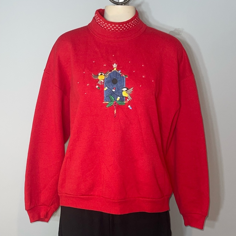 Vintage Morning Sun red birds Christmas lights holiday sweatshirt Medium Petite